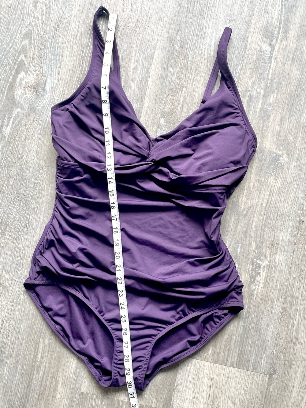 Lands’ End Purple Ruched One Piece Swimsuit XL Tummy Control Twist Front - Picture 8 of 9